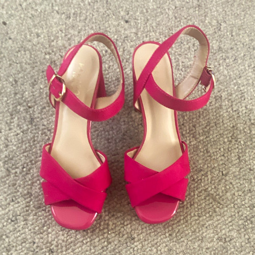 Women pink strappy - women’s,