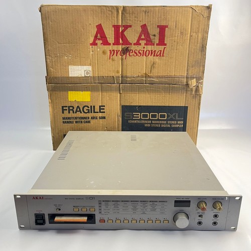 Akai s01 midi digital - digital, sampler