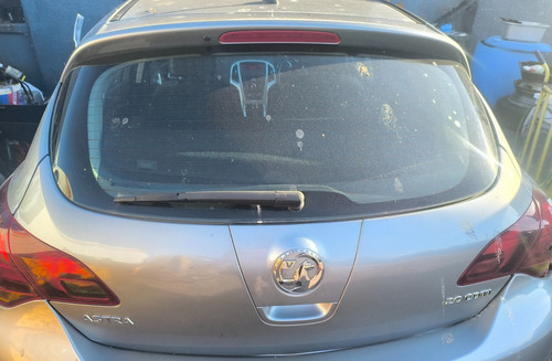 Vauxhall astra 2009 - vauxhall, j