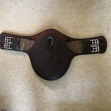 Devoucoux stud girth brown  24" with Clip Leather used condition 