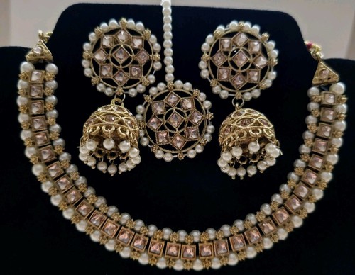 Kundan jewelry set with jhumka - with,