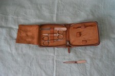 ANTIQUE LEATHER SEWING NAIL