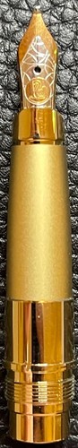 Pelikan p590 fountain pen - pelikan,
