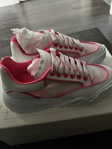 Alexander mqueens new - mqueens, court