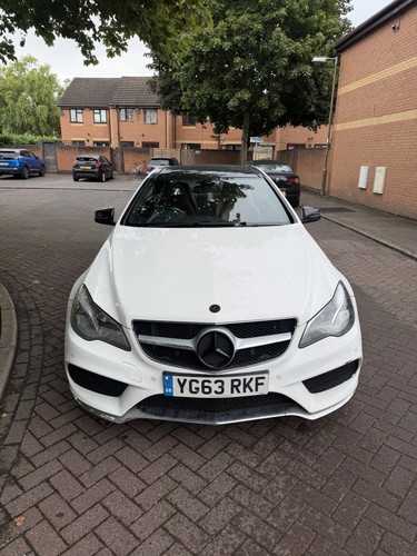Breaking mercedes benz class - e,