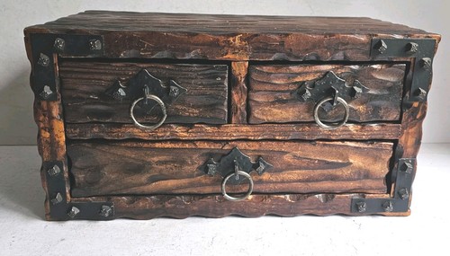 Vintage jewelry box nail - box,