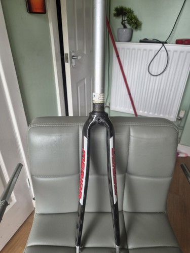 Merida carbon fibre rigid fork - carbon,