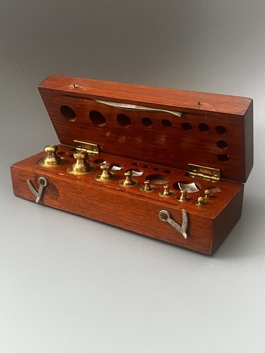 Vintage scale weight - scale, set