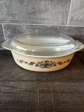 Vintage Pyrex Golden Rose