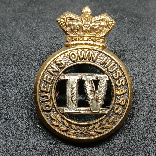 Queens own hussars - own, badge