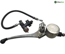 Front brake master cylinder