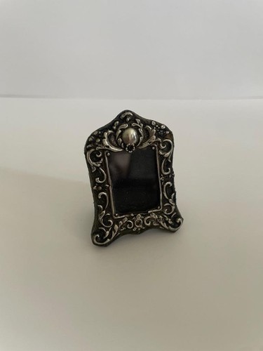 Hallmarked silver miniature - silver,