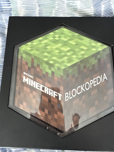 Minecraft blockopedia book - minecraft,