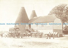 D156498 The Oasts. Loading With Fresh Hops For Drying Gatehouse Farm. The Garden