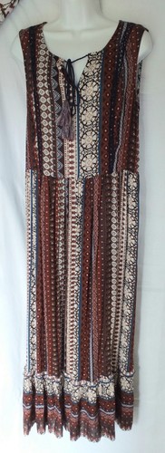 Ladies sleeveless long - sleeveless, dress