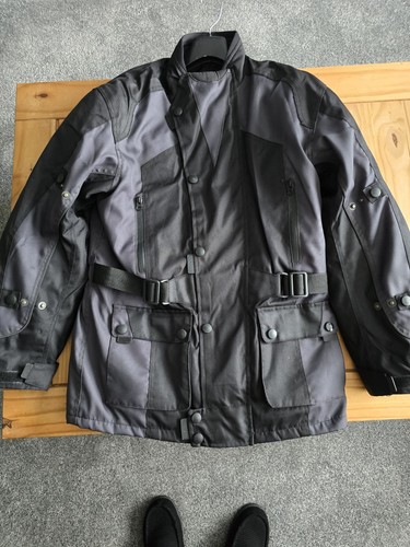 Motorcycle jacket gortex size - motorcycle,