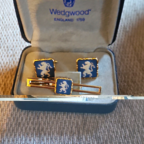 Wedgwood blue white square - wedgwood,