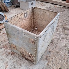 Galvanised water tank - galvanised,