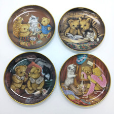Franklin Mint Set of 4 Porcelain Wall Plates Sue Willis 'Bears' LE Bedtime Etc