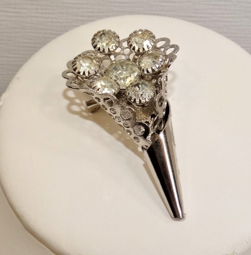 C16 vintage rhinestone brooch - rhinestone,