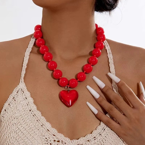 Exaggerated round bead - exaggerated, heart