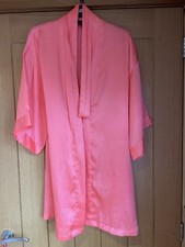 ?VICTORIAS SECRET PURE SILK CORAL PINK DRESSING GOWN NIGHTWEAR SIZE S M 10 12?