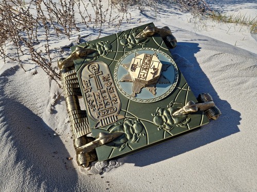 The book living - of, replica