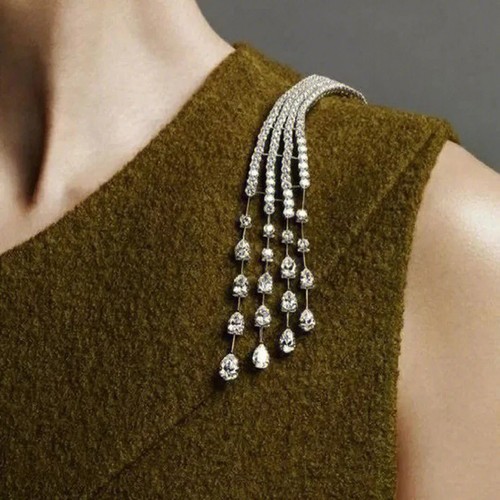 Women letter rhinestone - 3d,