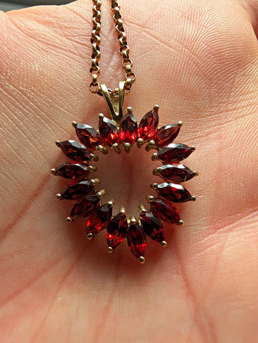 Antique 9ct gold - , garnet