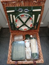 New Vintage 2 Person Pucnic