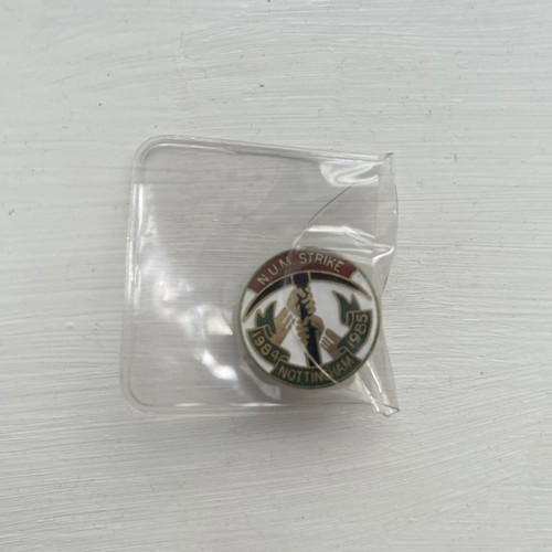 Num strike badge - strike,