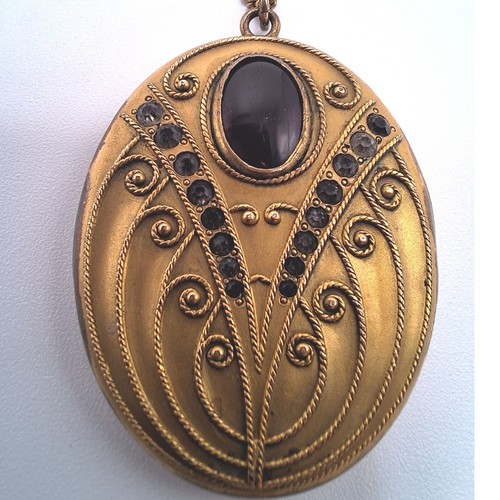 Antique edwardian locket art - locket,