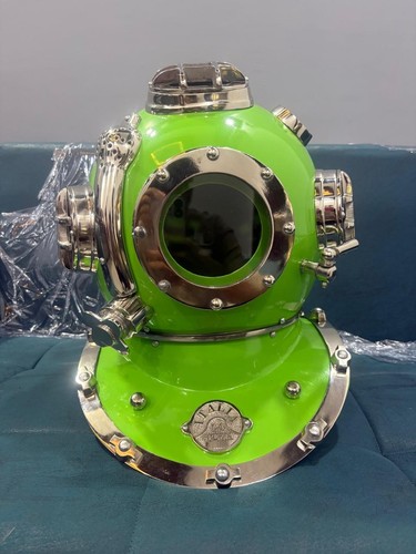 Retro deep sea diver helmet - sea,