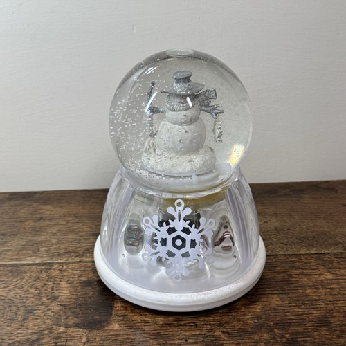 Snowman musical snow globe - snowman,