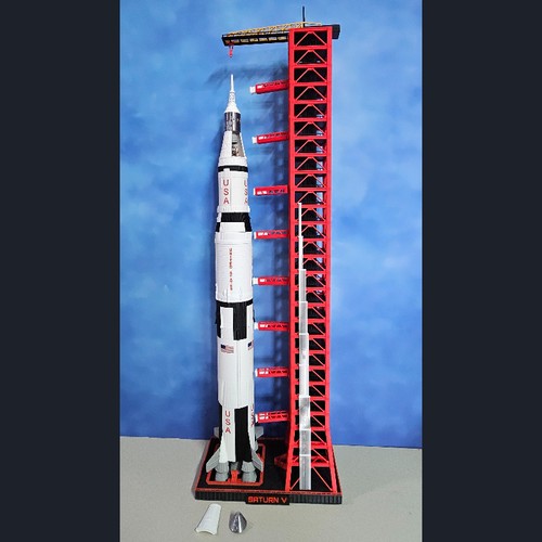 144 nasa saturn v rocket - saturn,