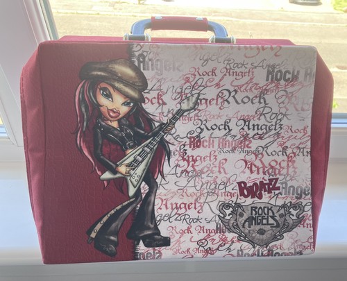 Bratz doll carry case