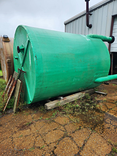 Large horizontal cylindrical - large,