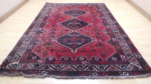 Large carpet rug hand made - hand,