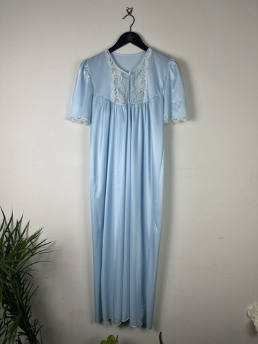 Vintage baby blue - blue, lace