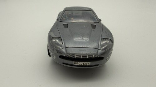 Carrera evolution aston martin - evolution,