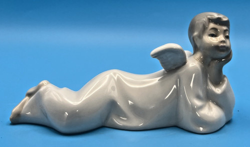 Nao lladro cherub angel laying - nao,