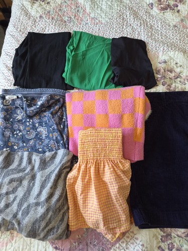 Item ladies clothing - item,