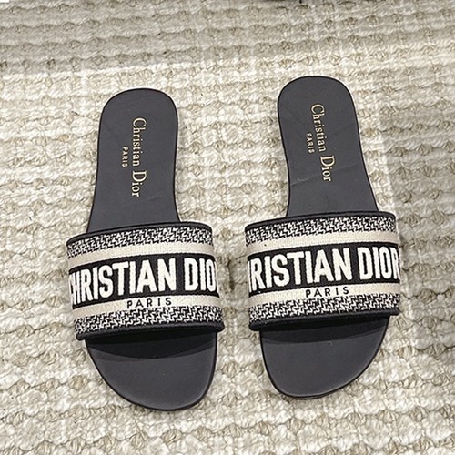 Women slippers embroidered - women's,