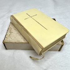 VTG Book of Common Prayer Ivory Cover Oxford University Press H775 1/2 KX