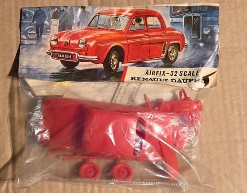 Airfix renault dauphine - airfix,