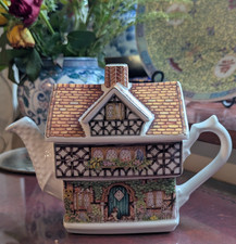 VINTAGE JAMES SADLER IVY HOUSE ENGLISH COUNTRY COTTAGE TEA POT MADE IN ENGLAND