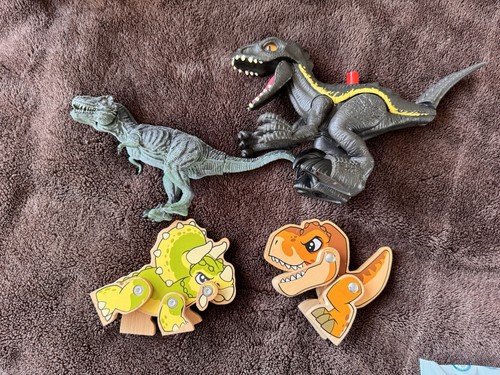 Dinosaur bundle wooden - dinosaur,