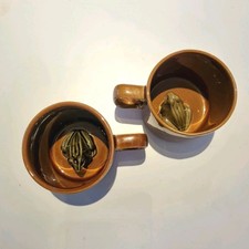 2x Scarborough pottery Hornsea