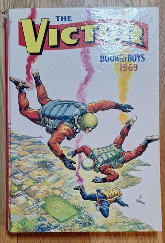 The victor book for boys - the,