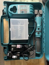 MAKITA DF012D 7.2V 2 X 1.5AH